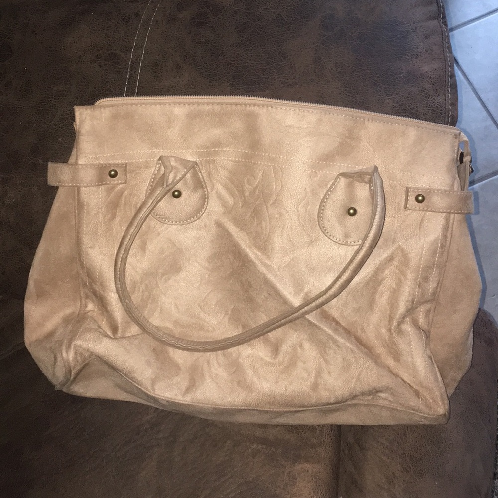 Jessica Simpson purse